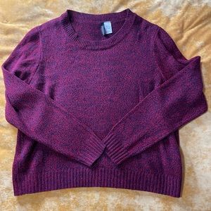 Red/navy crewneck lightweight sweater